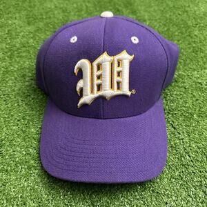 Vintage washington huskies fitted cap